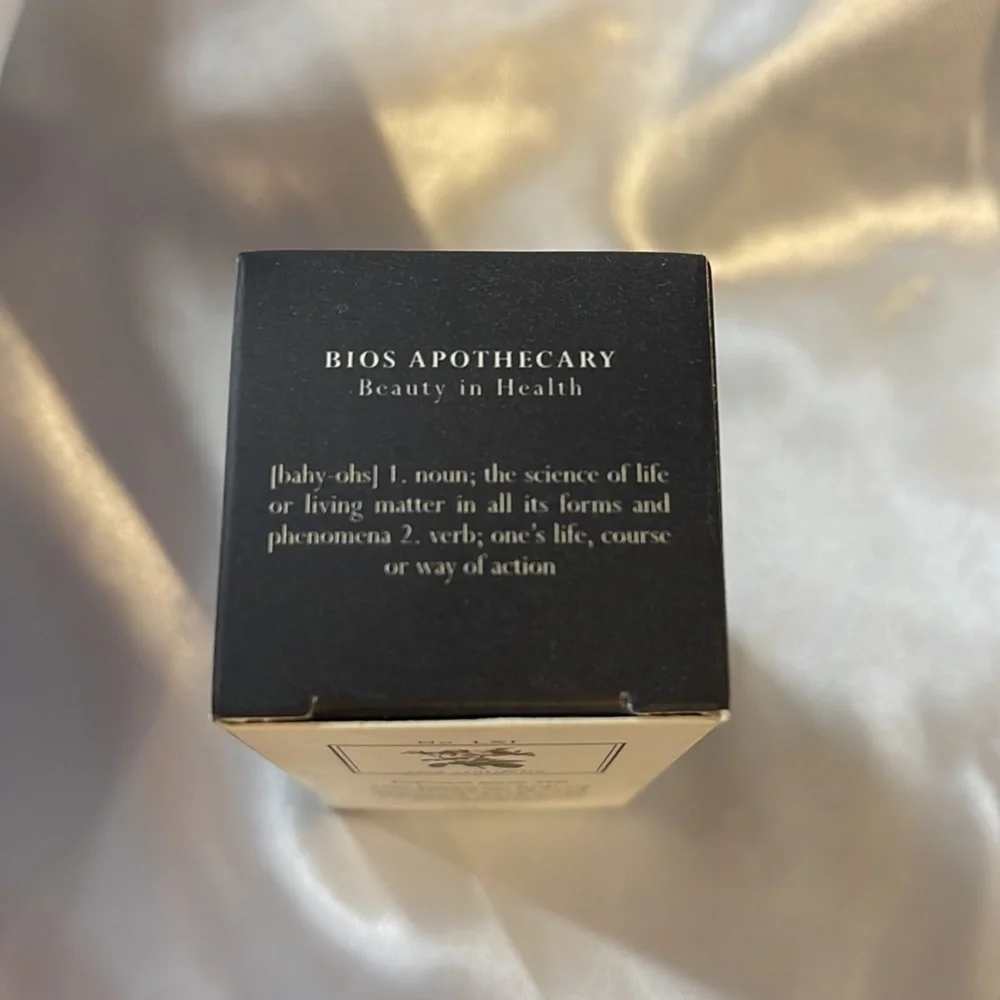 Bios Apothecary Beauty in Health Infused Bath Oil “Rosa centifilia” No. LXI